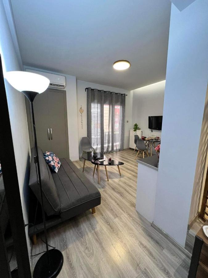 Apartament Sweet & Modern Flat At The Center Of Ateny Zewnętrze zdjęcie
